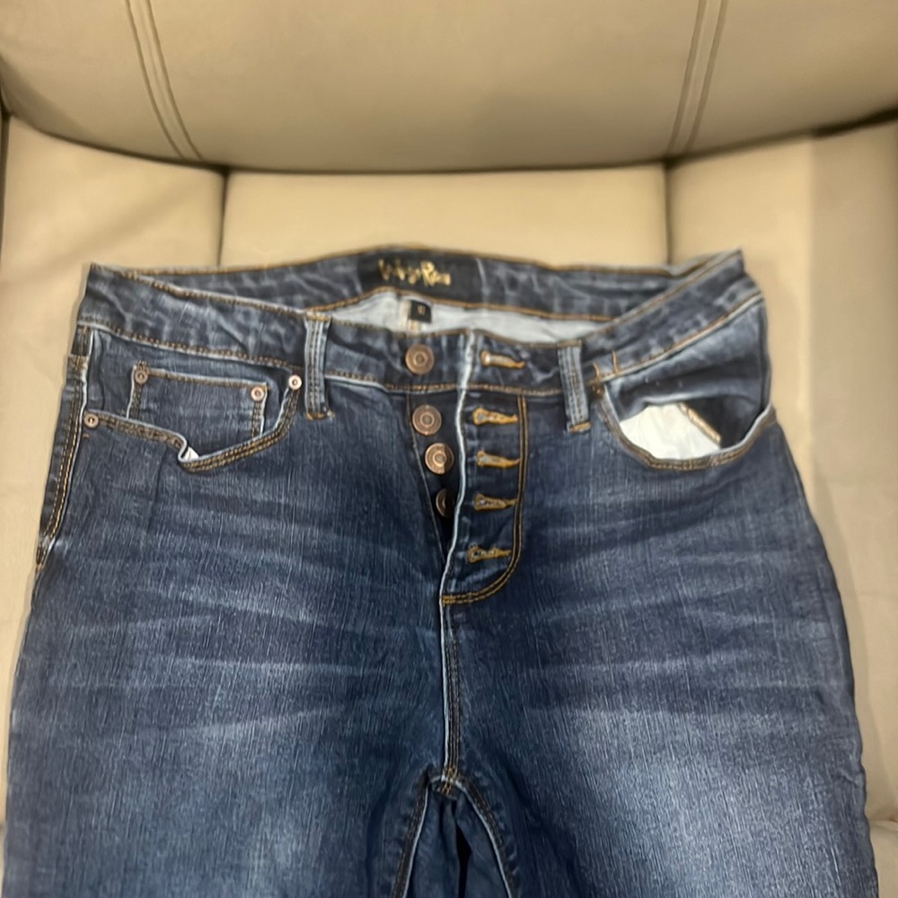 High Rise Indigo Rein brand jeans. Excellent used condition